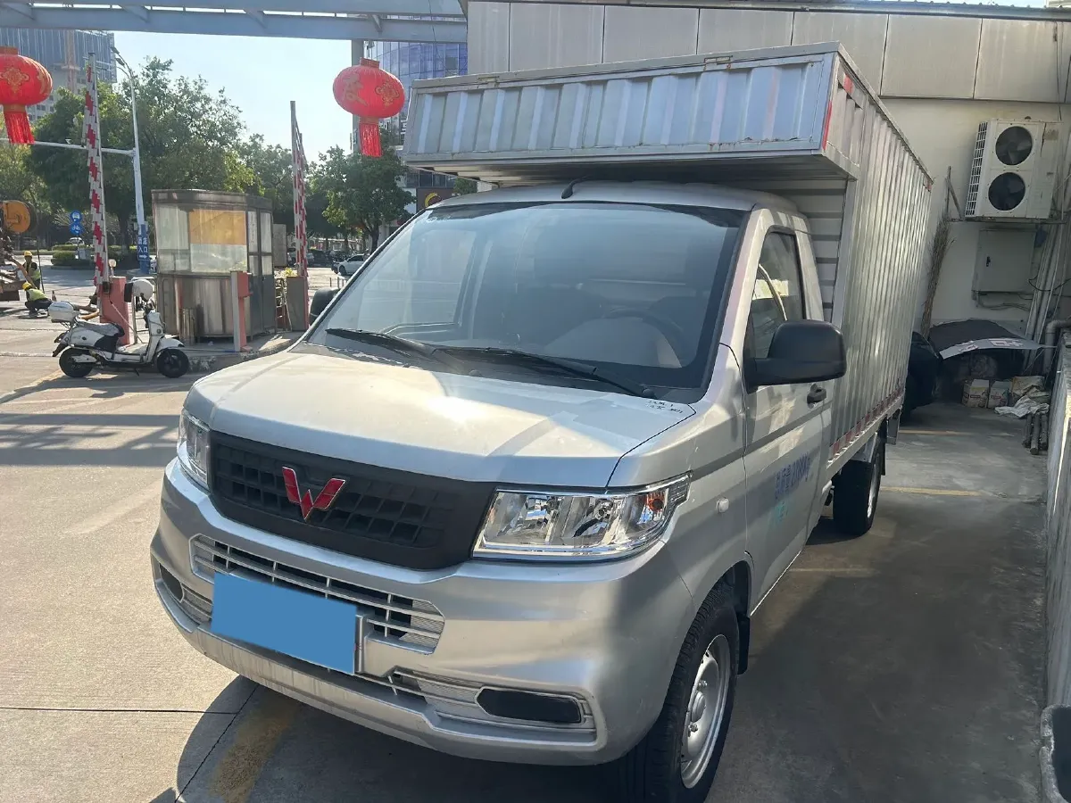 2020 WuLing RongGuang New Truck Special 1.8L 125HP L4 5MT,autocango,china used car exporter,china ev exporter,chinese used car exporter,chinese used ev exporter