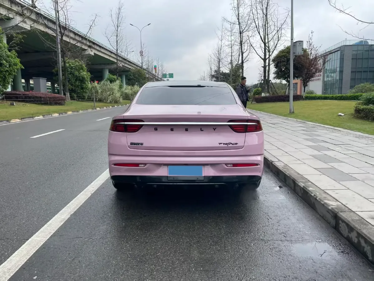 2021 Geely Preface 2.0T 190HP L4 7DCT,autocango,china used car exporter,china ev exporter,chinese used car exporter,chinese used ev exporter