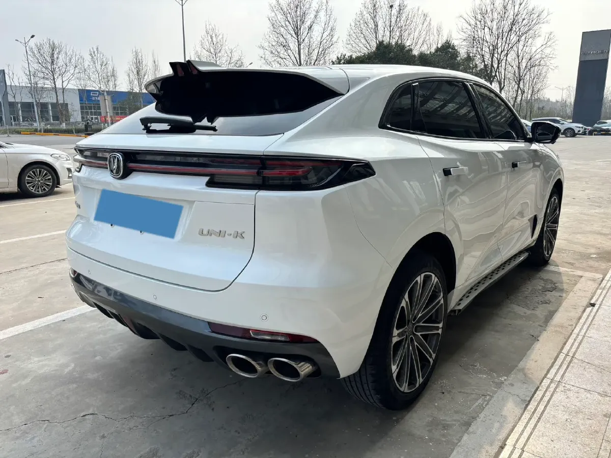 2021 ChangAn UNI-K 2.0T 233HP L4 8AT,autocango,china used car exporter,china ev exporter,chinese used car exporter,chinese used ev exporter