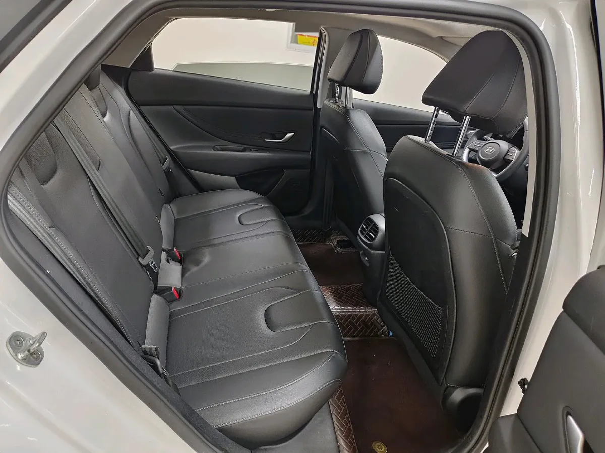 2021 Hyundai Elantra 1.5L 115HP L4 CVT,autocango,china used car exporter,china ev exporter,chinese used car exporter,chinese used ev exporter