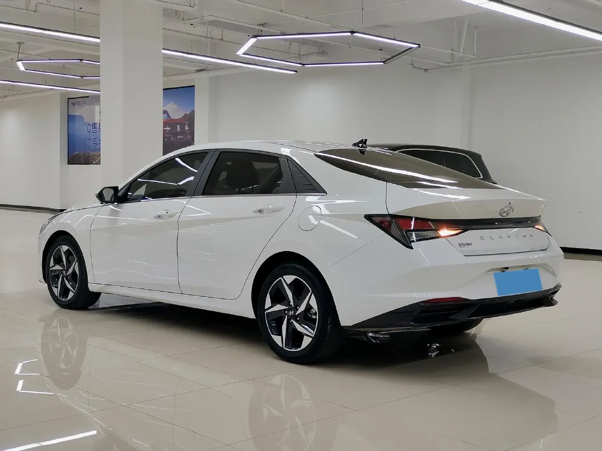 2021 Hyundai Elantra 1.5L 115HP L4 CVT,autocango,china used car exporter,china ev exporter,chinese used car exporter,chinese used ev exporter