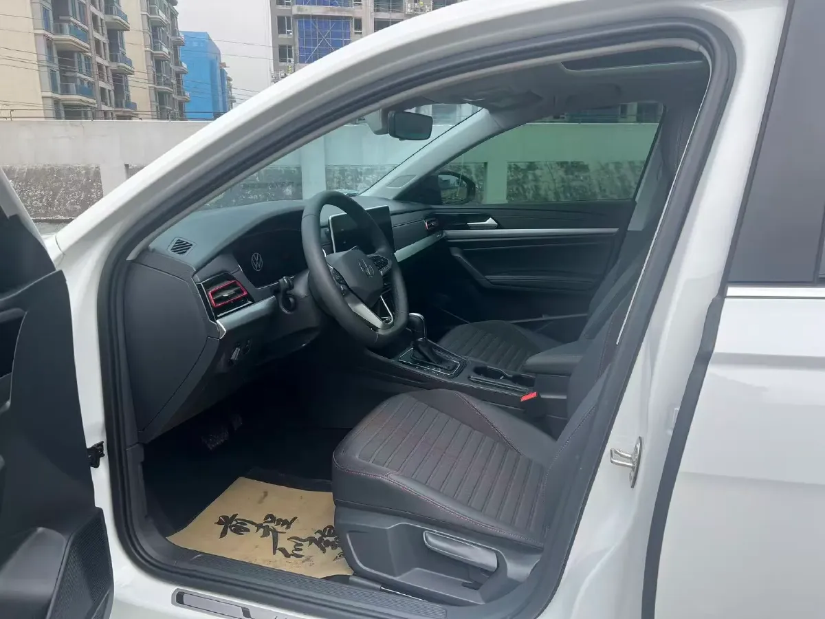 2024 Volkswagen Lavida 1.5T 160HP L4 7DCT,autocango,china used car exporter,china ev exporter,chinese used car exporter,chinese used ev exporter