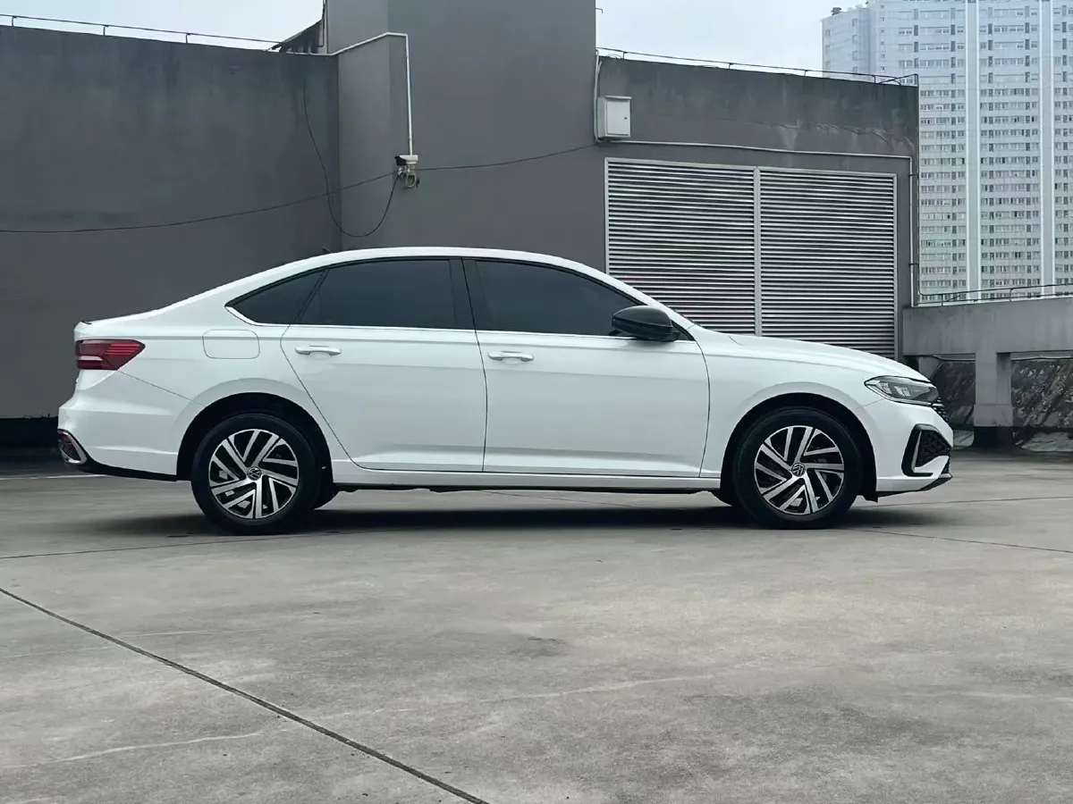 2024 Volkswagen Lavida 1.5T 160HP L4 7DCT,autocango,china used car exporter,china ev exporter,chinese used car exporter,chinese used ev exporter