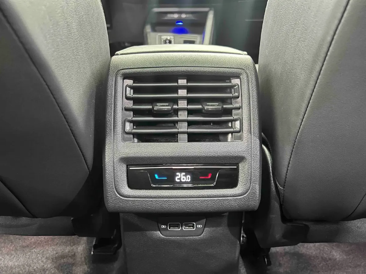 2021 Volkswagen Golf 1.4T 150HP L4 7DCT,autocango,china used car exporter,china ev exporter,chinese used car exporter,chinese used ev exporter