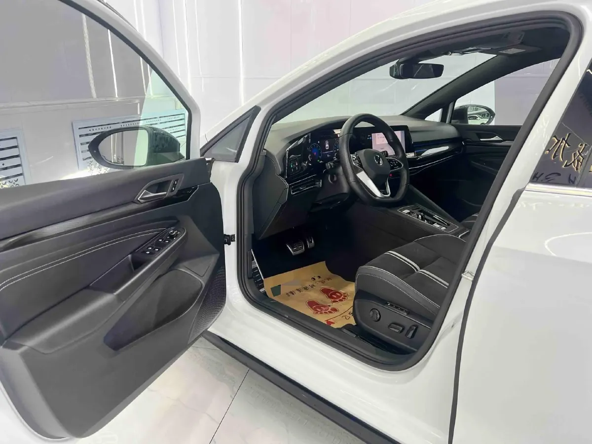 2021 Volkswagen Golf 1.4T 150HP L4 7DCT,autocango,china used car exporter,china ev exporter,chinese used car exporter,chinese used ev exporter