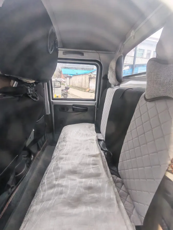 2019 WuLing RongGuang Mini Truck 1.5L 107HP L4 5MT,autocango,china used car exporter,china ev exporter,chinese used car exporter,chinese used ev exporter