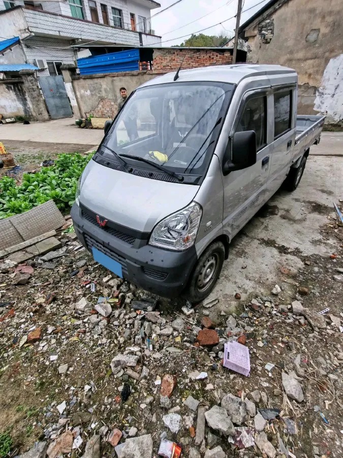 2019 WuLing RongGuang Mini Truck 1.5L 107HP L4 5MT,autocango,china used car exporter,china ev exporter,chinese used car exporter,chinese used ev exporter