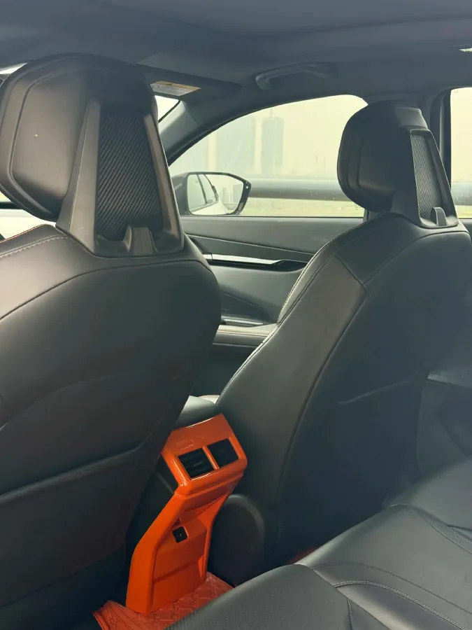 2022 ChangAn UNI-V 1.5T 188HP L4 7DCT,autocango,china used car exporter,china ev exporter,chinese used car exporter,chinese used ev exporter