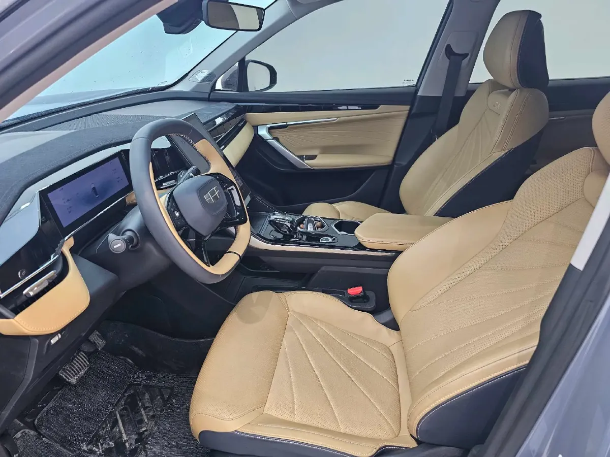 2023 Geely StarRay 1.5T 181HP L4 7DCT,autocango,china used car exporter,china ev exporter,chinese used car exporter,chinese used ev exporter