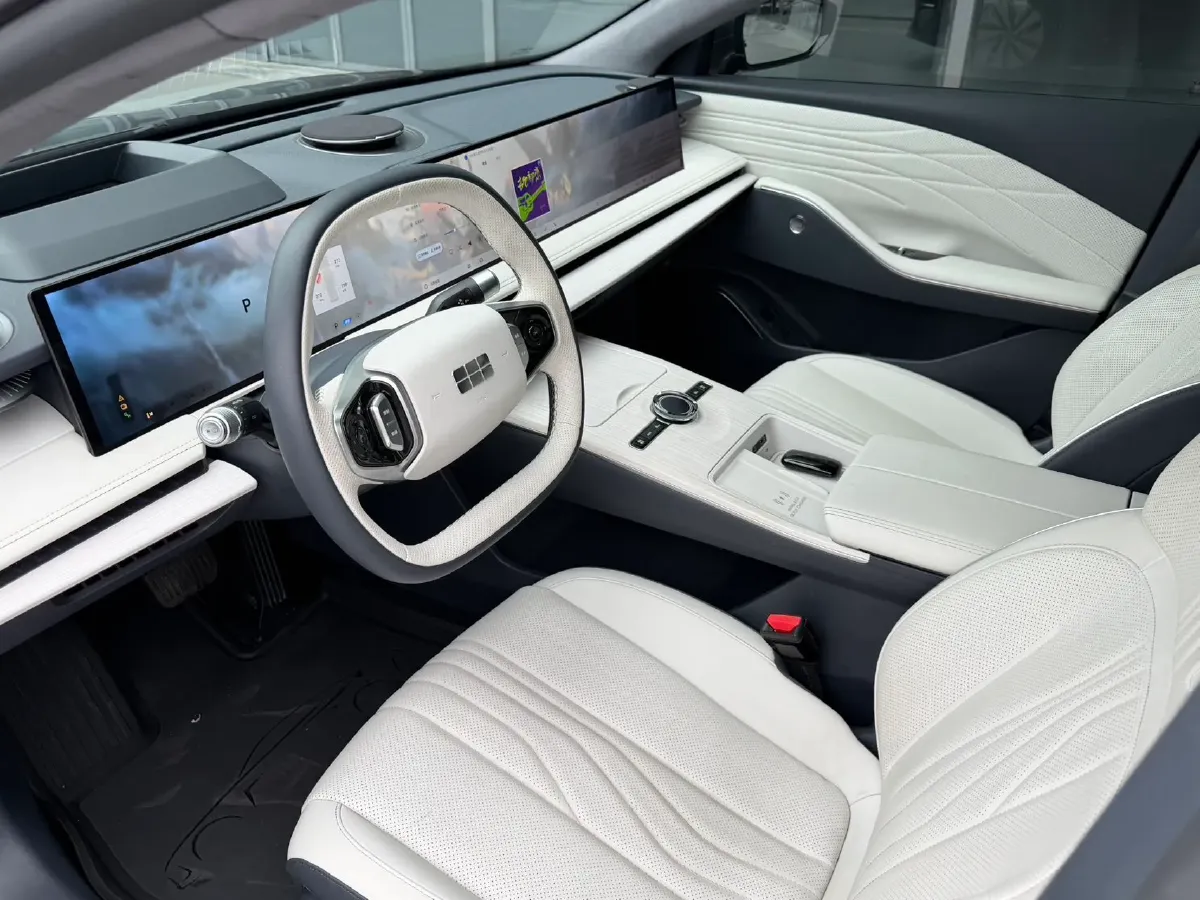 2024 Geely Galaxy E8 BEV 76KWH,autocango,china used car exporter,china ev exporter,chinese used car exporter,chinese used ev exporter