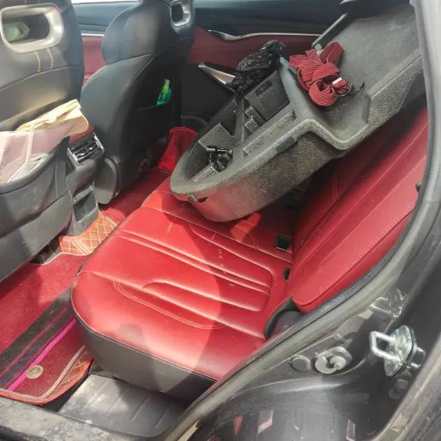 2020 ChangAn CS75 Plus 2.0T 233HP L4 8AT,autocango,china used car exporter,china ev exporter,chinese used car exporter,chinese used ev exporter