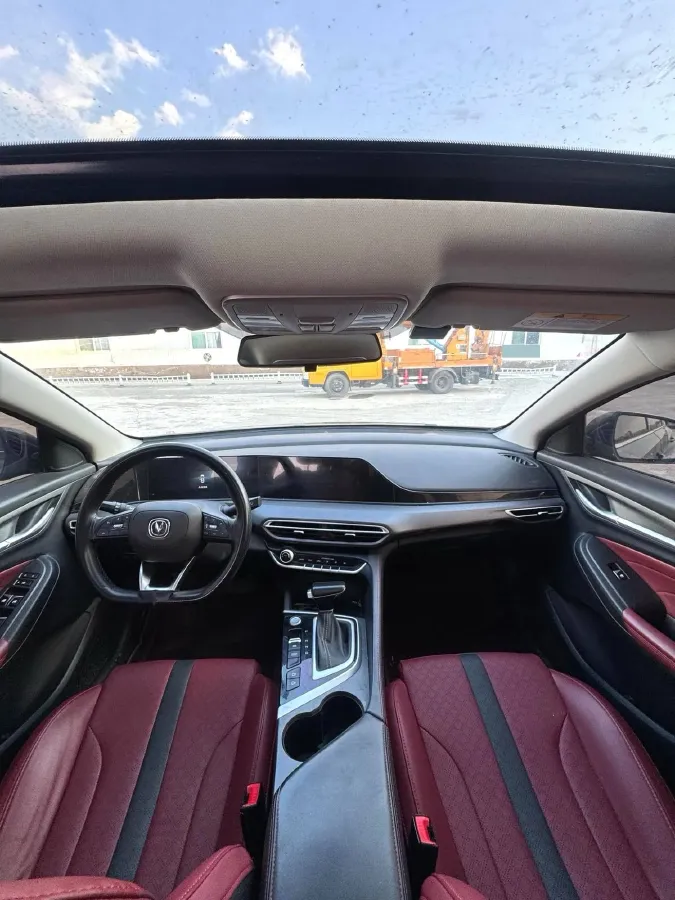 2021 ChangAn Eado 1.4T 160HP L4 7DCT,autocango,china used car exporter,china ev exporter,chinese used car exporter,chinese used ev exporter