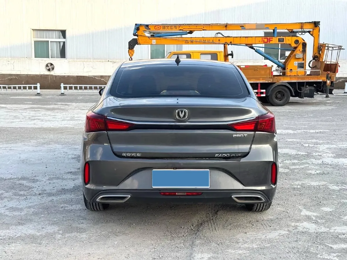 2021 ChangAn Eado 1.4T 160HP L4 7DCT,autocango,china used car exporter,china ev exporter,chinese used car exporter,chinese used ev exporter