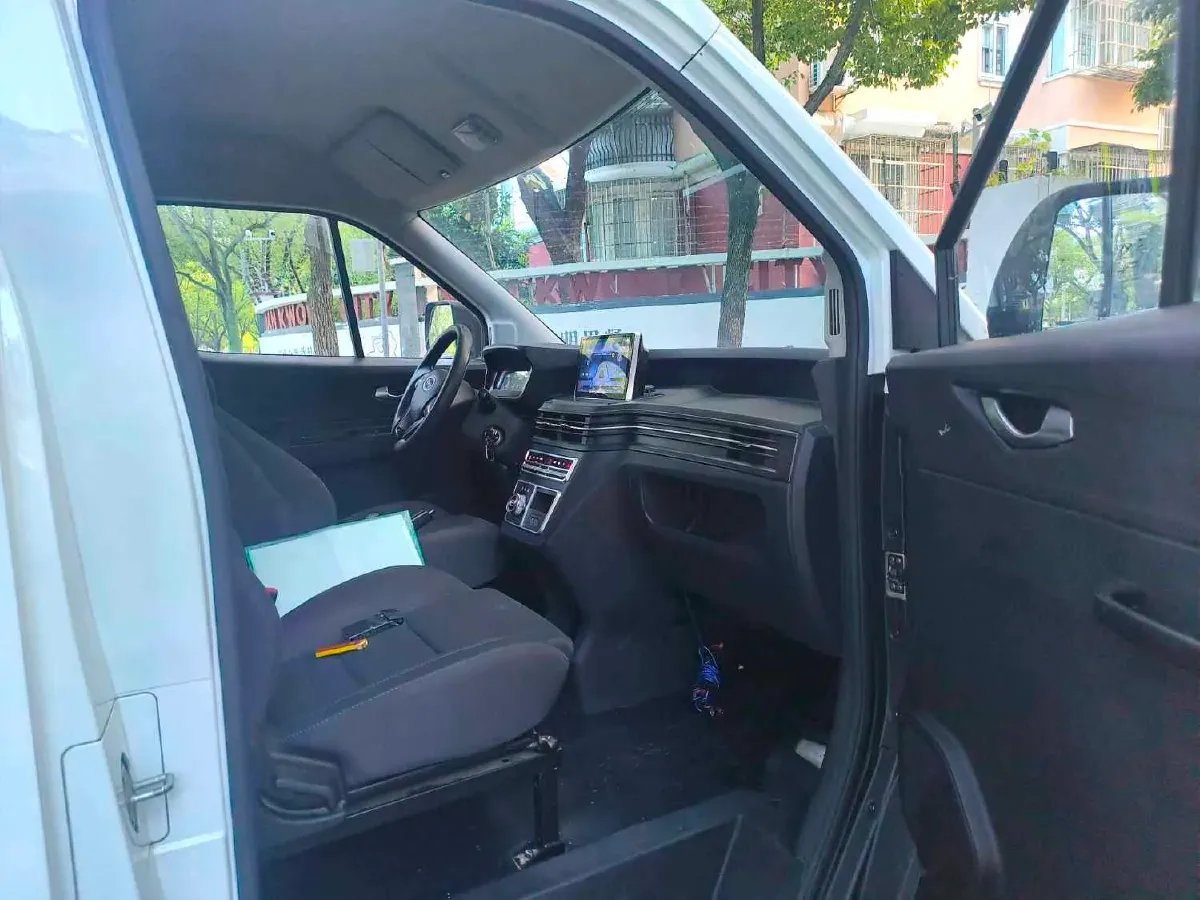 2019 Karry Dolphin EV BEV 44.5KWH,autocango,china used car exporter,china ev exporter,chinese used car exporter,chinese used ev exporter