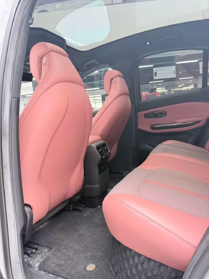 2020 NIO ES6 BEV 70KWH,autocango,china used car exporter,china ev exporter,chinese used car exporter,chinese used ev exporter