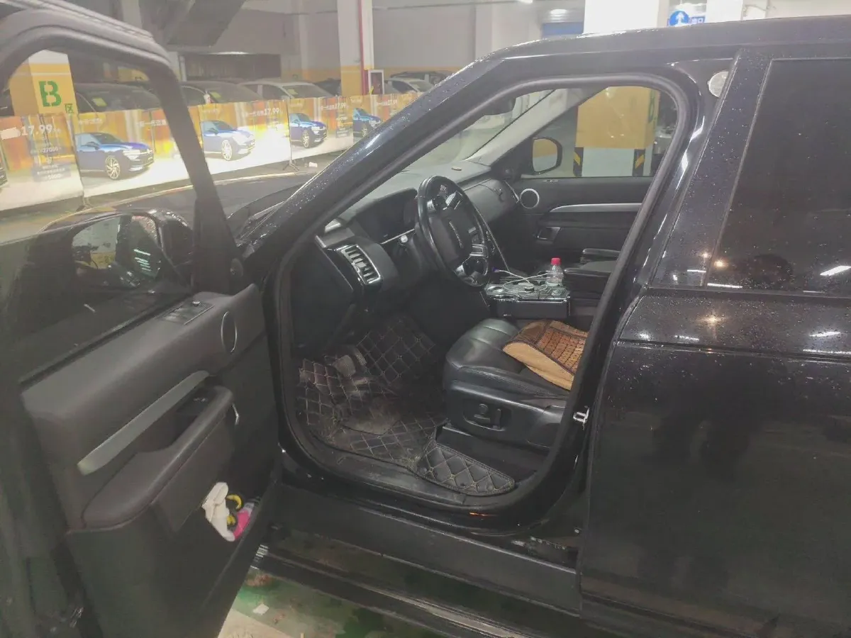 2020 Land Rover Discovery 3.0T 340HP V6 8AT,autocango,china used car exporter,china ev exporter,chinese used car exporter,chinese used ev exporter