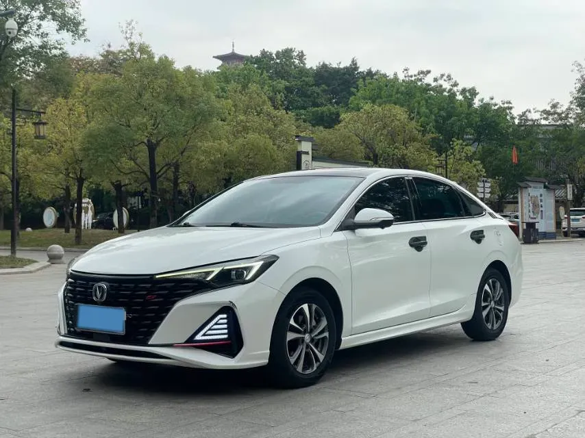 2022 ChangAn Eado 1.4T 160HP L4 7DCT,autocango,china used car exporter,china ev exporter,chinese used car exporter,chinese used ev exporter