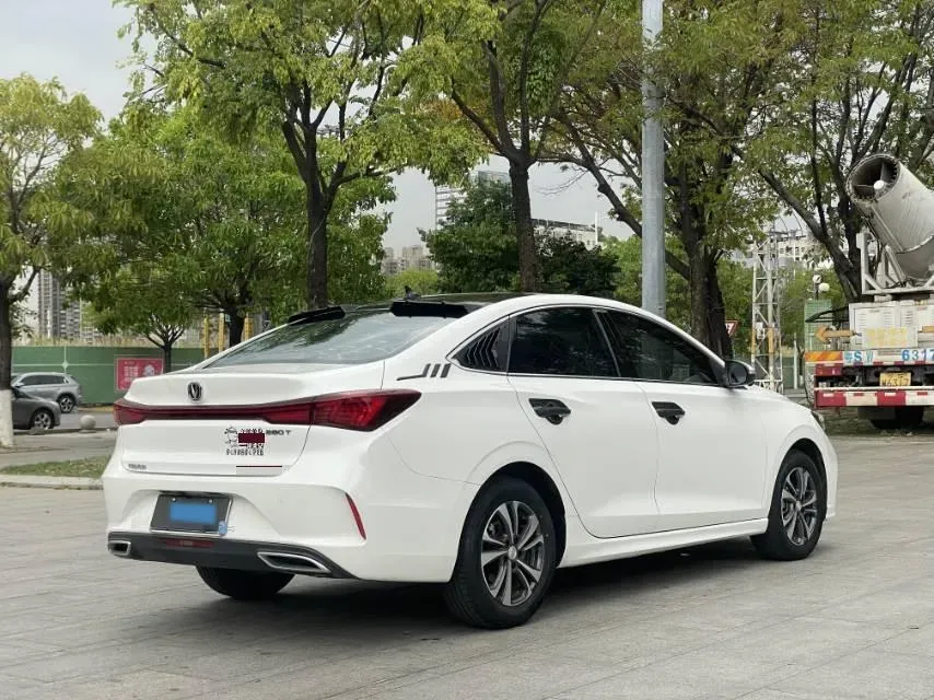 2022 ChangAn Eado 1.4T 160HP L4 7DCT,autocango,china used car exporter,china ev exporter,chinese used car exporter,chinese used ev exporter