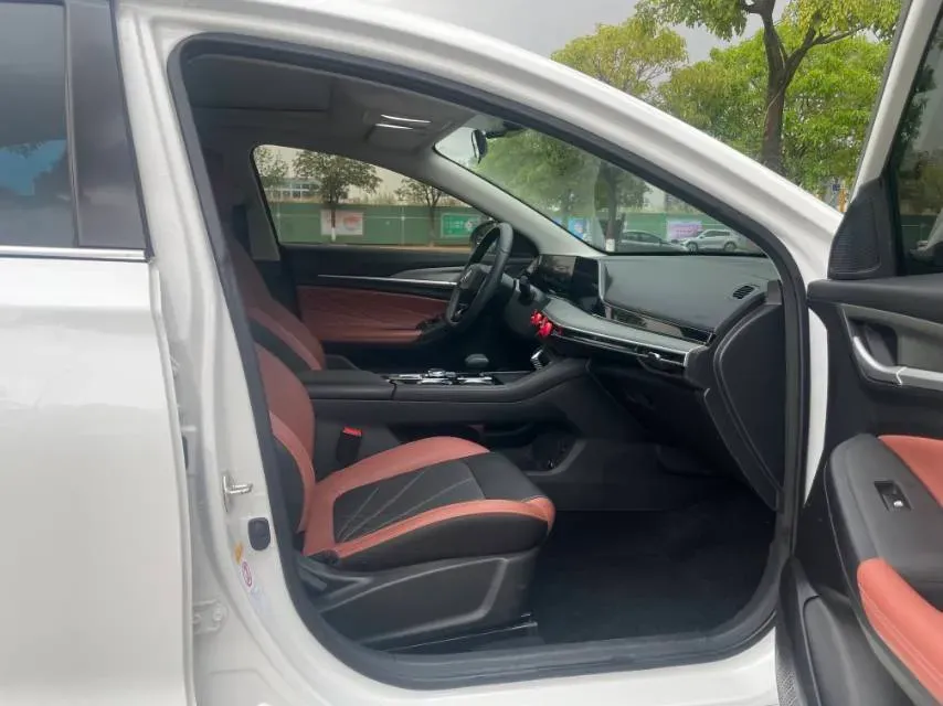 2022 ChangAn Eado 1.4T 160HP L4 7DCT,autocango,china used car exporter,china ev exporter,chinese used car exporter,chinese used ev exporter