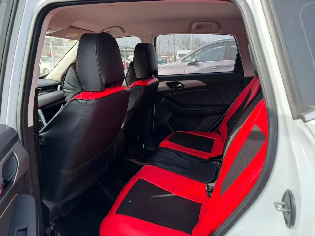 2021 BeiJing Auto X3 1.5T 150HP L4 CVT,autocango,china used car exporter,china ev exporter,chinese used car exporter,chinese used ev exporter