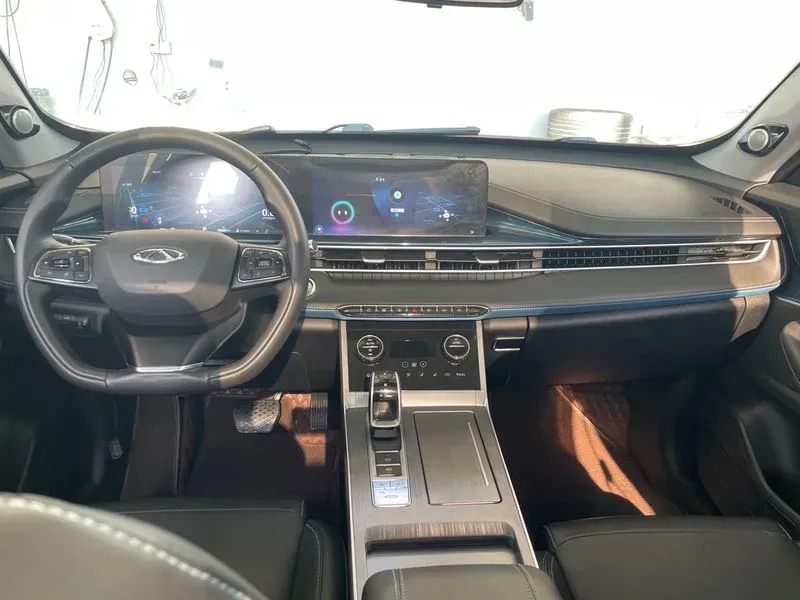 2021 Chery Tiggo 7 Plus 1.6T 197HP L4 7DCT,autocango,china used car exporter,china ev exporter,chinese used car exporter,chinese used ev exporter