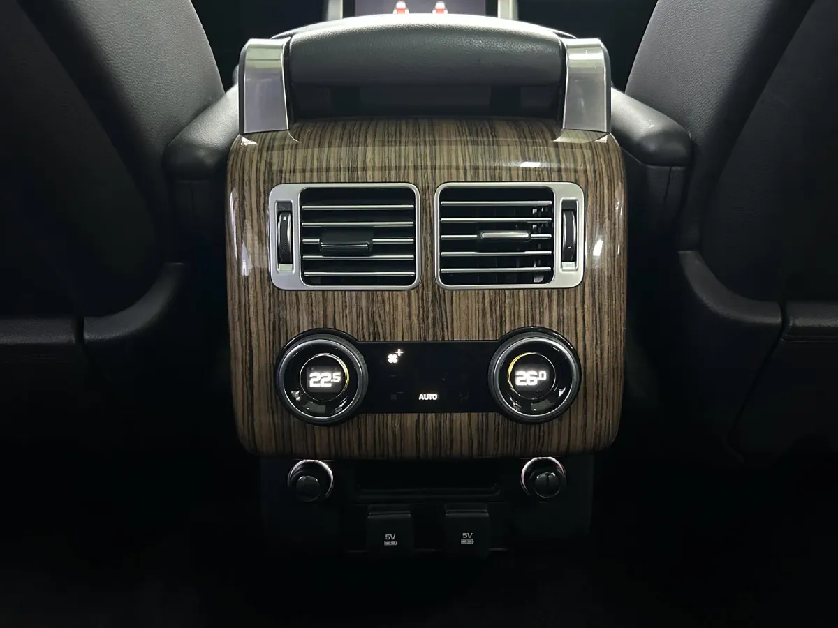 2018 Land Rover Range Rover Evoque 2.0T 241HP L4 9AT,autocango,china used car exporter,china ev exporter,chinese used car exporter,chinese used ev exporter