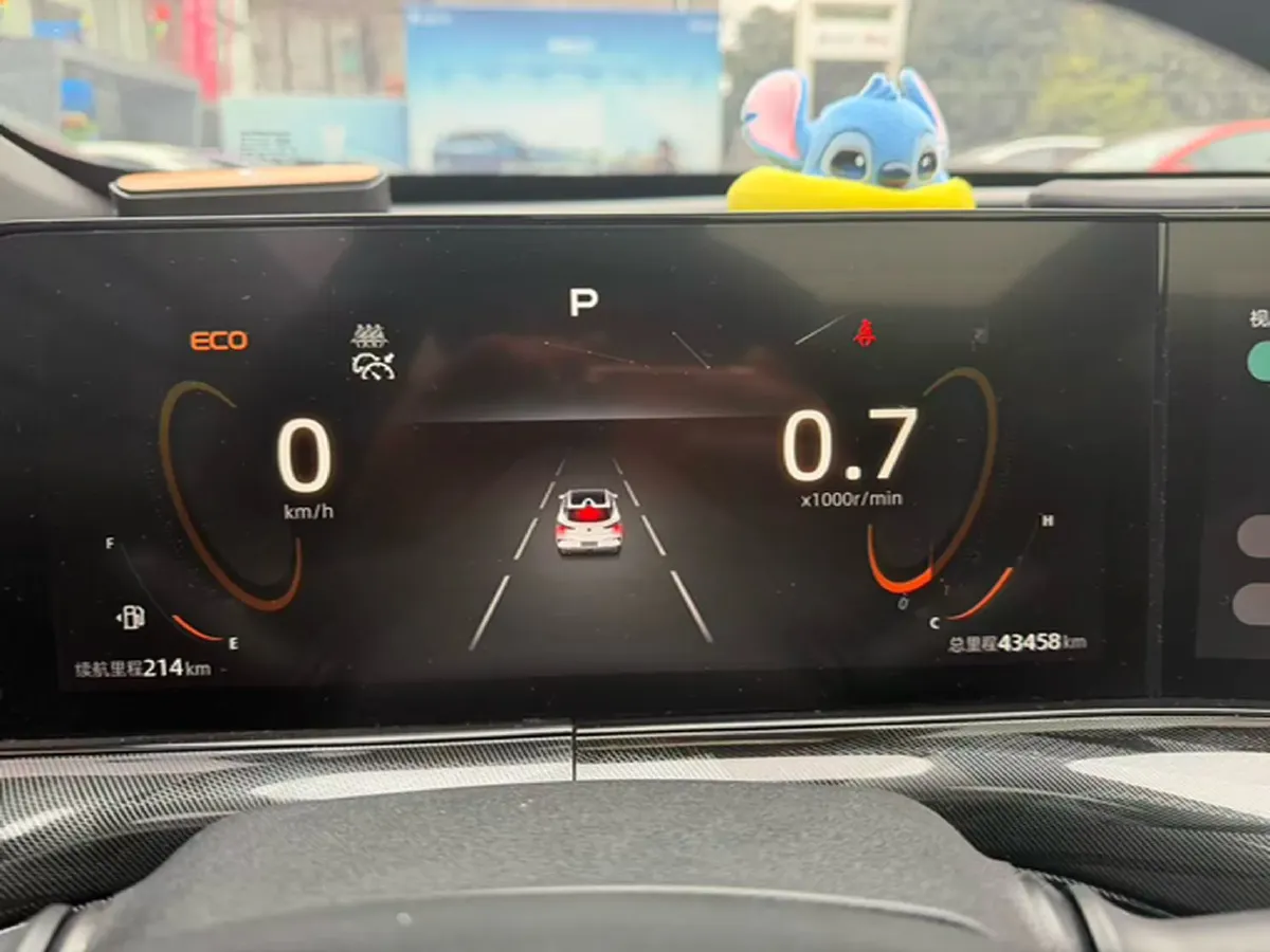 2022 ChangAn UNI-T 1.5T 188HP L4 7DCT,autocango,china used car exporter,china ev exporter,chinese used car exporter,chinese used ev exporter