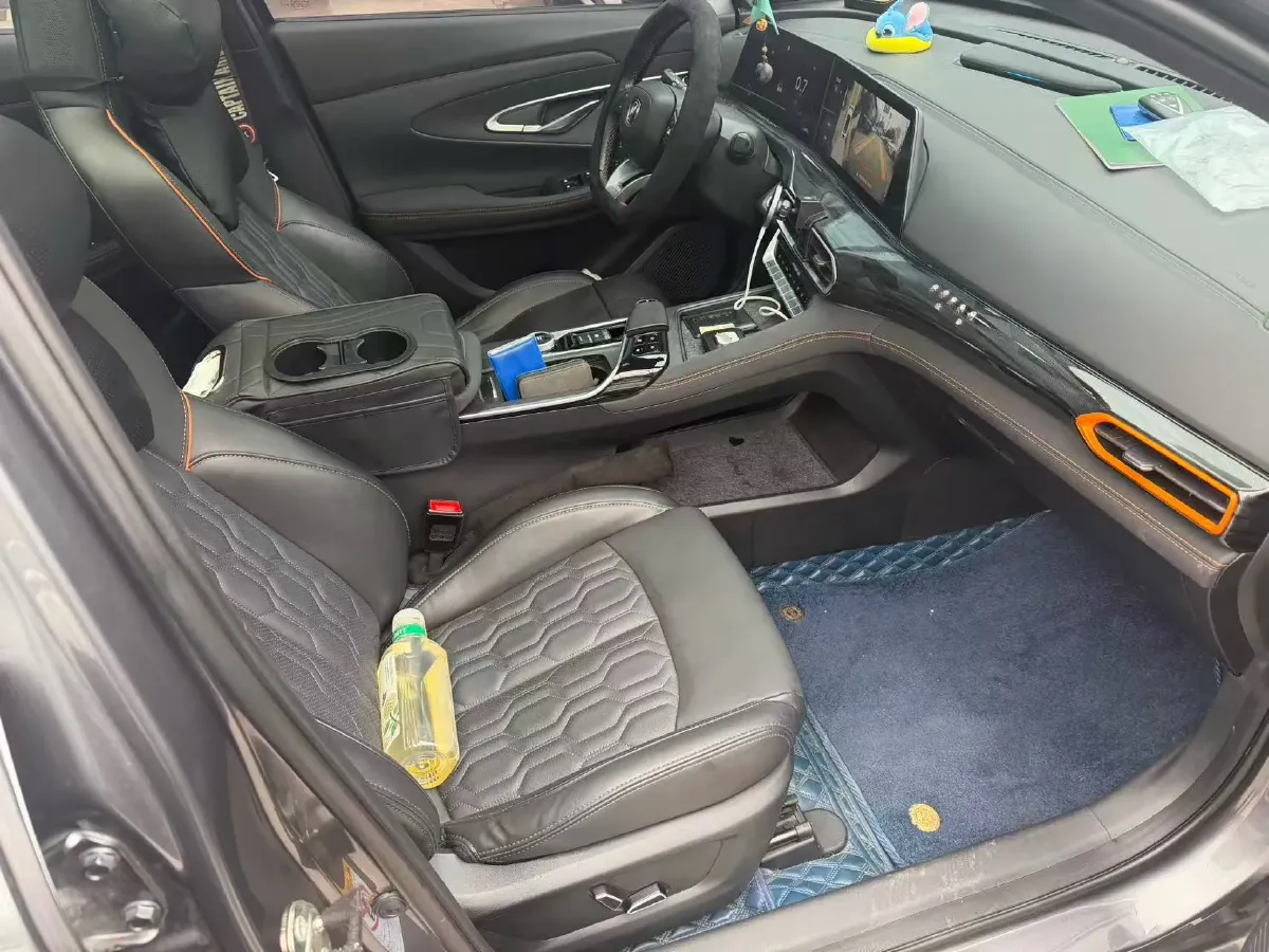 2022 ChangAn UNI-T 1.5T 188HP L4 7DCT,autocango,china used car exporter,china ev exporter,chinese used car exporter,chinese used ev exporter