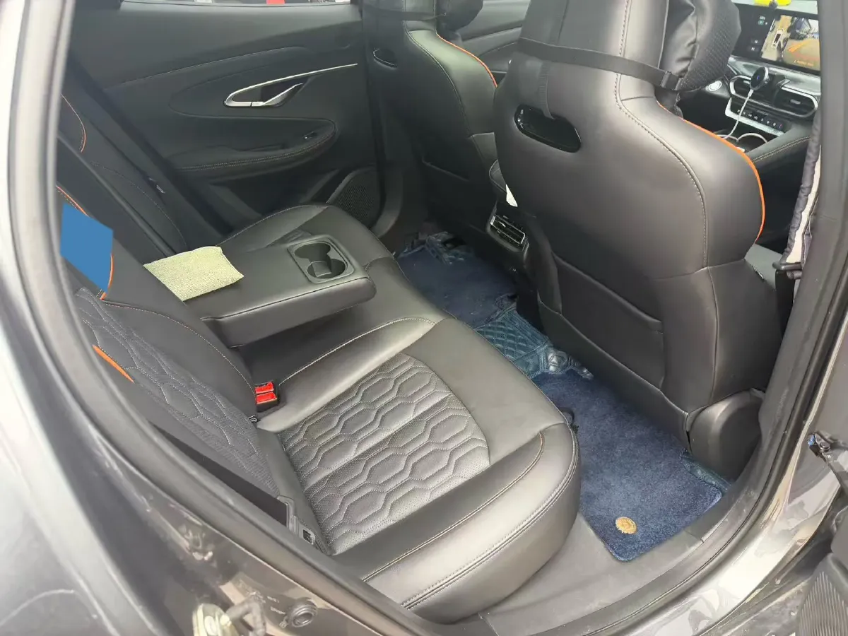 2022 ChangAn UNI-T 1.5T 188HP L4 7DCT,autocango,china used car exporter,china ev exporter,chinese used car exporter,chinese used ev exporter