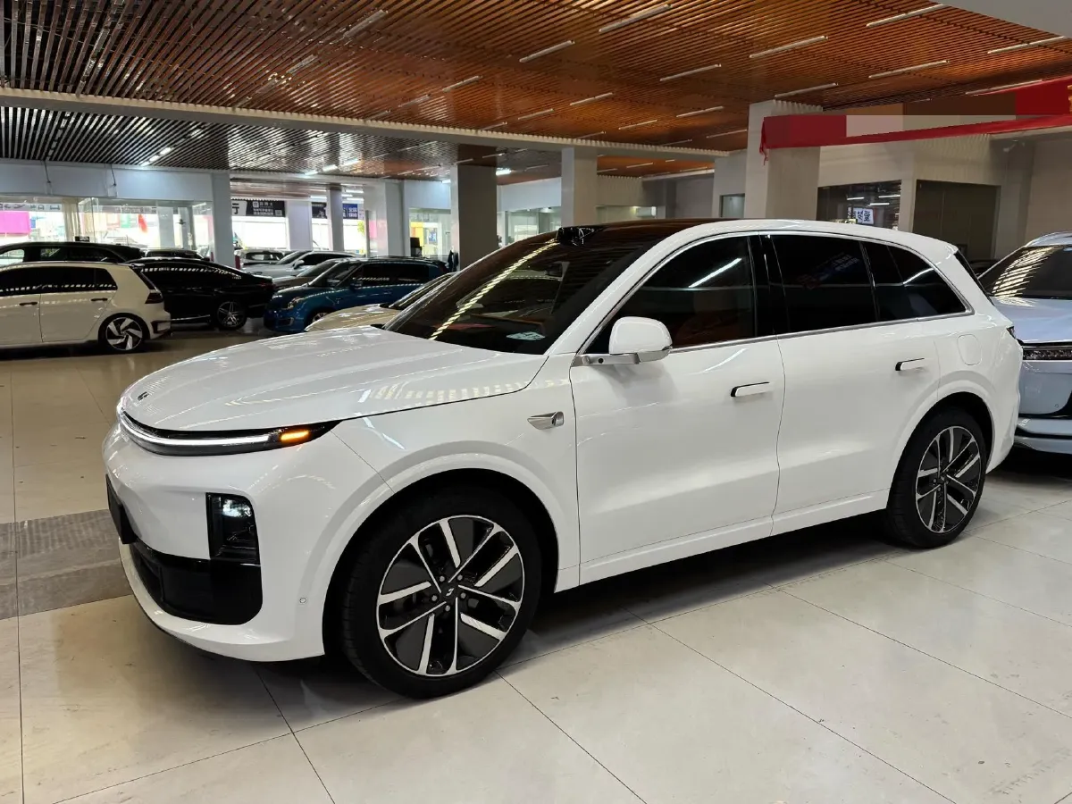 2024 Li L6 Range Extended 154HP L4 REEV 36.8KWH,autocango,china used car exporter,china ev exporter,chinese used car exporter,chinese used ev exporter