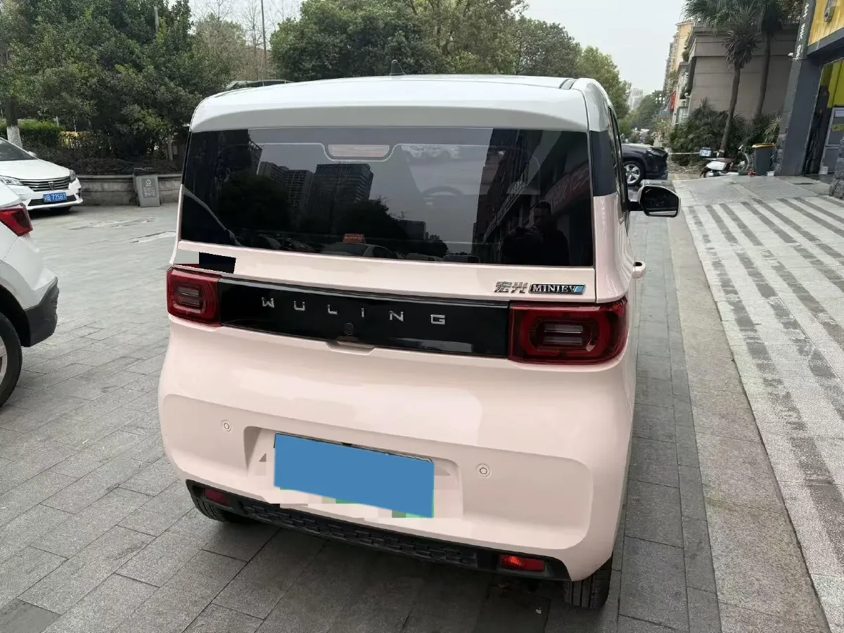 2021 WuLing HongGuang MINI EV BEV 13.8KWH,autocango,china used car exporter,china ev exporter,chinese used car exporter,chinese used ev exporter