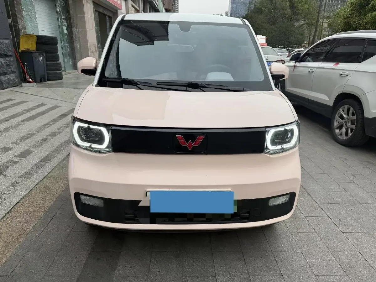 2021 WuLing HongGuang MINI EV BEV 13.8KWH,autocango,china used car exporter,china ev exporter,chinese used car exporter,chinese used ev exporter