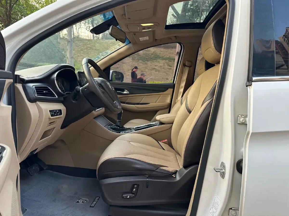 2017 Great Wall Wingle 5 2.0T 143HP L4 6MT,autocango,china used car exporter,china ev exporter,chinese used car exporter,chinese used ev exporter