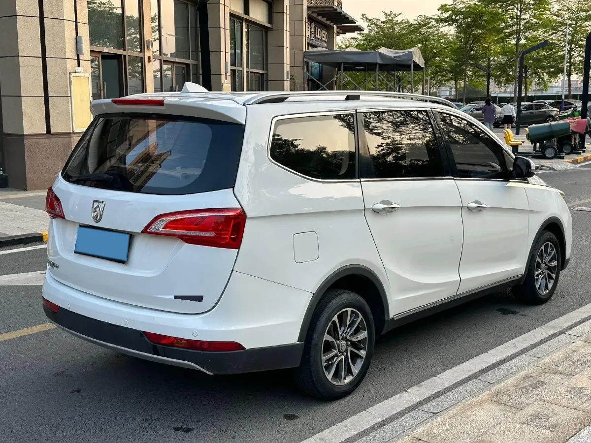 2017 Great Wall Wingle 5 2.0T 143HP L4 6MT,autocango,china used car exporter,china ev exporter,chinese used car exporter,chinese used ev exporter