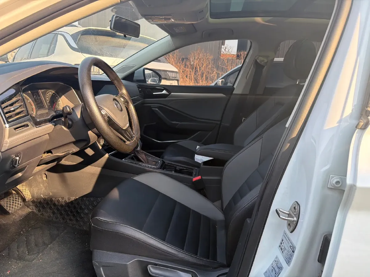 2020 Volkswagen Sagitar 1.2T 116HP L4 7DCT,autocango,china used car exporter,china ev exporter,chinese used car exporter,chinese used ev exporter