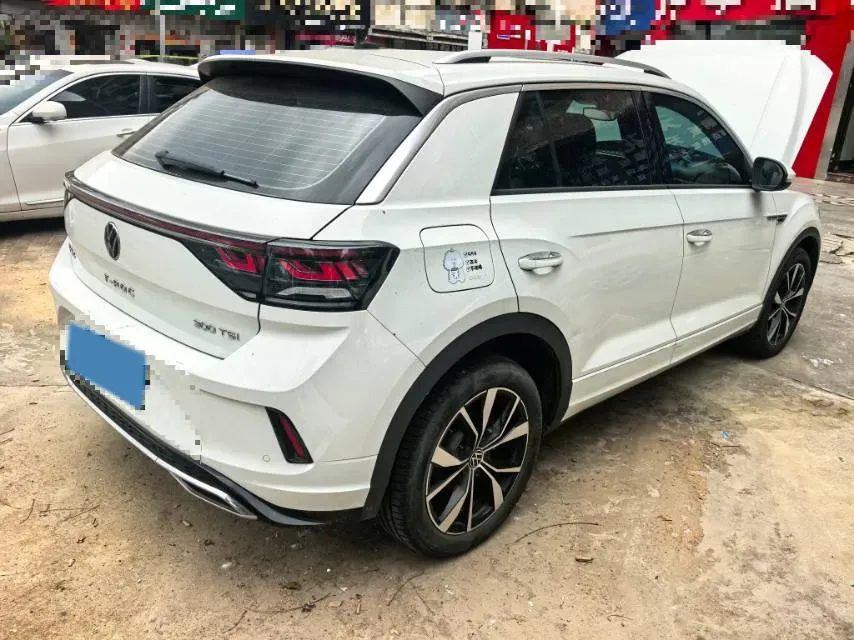 2023 Volkswagen T-Roc 1.5T 160HP L4 7DCT,autocango,china used car exporter,china ev exporter,chinese used car exporter,chinese used ev exporter
