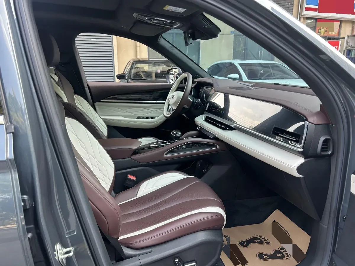 2021 Geely Monjaro 2.0T 218HP L4 7DCT,autocango,china used car exporter,china ev exporter,chinese used car exporter,chinese used ev exporter