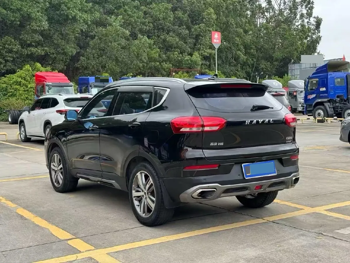 2017 Haval H6 2.0T 197HP L4 7DCT,autocango,china used car exporter,china ev exporter,chinese used car exporter,chinese used ev exporter