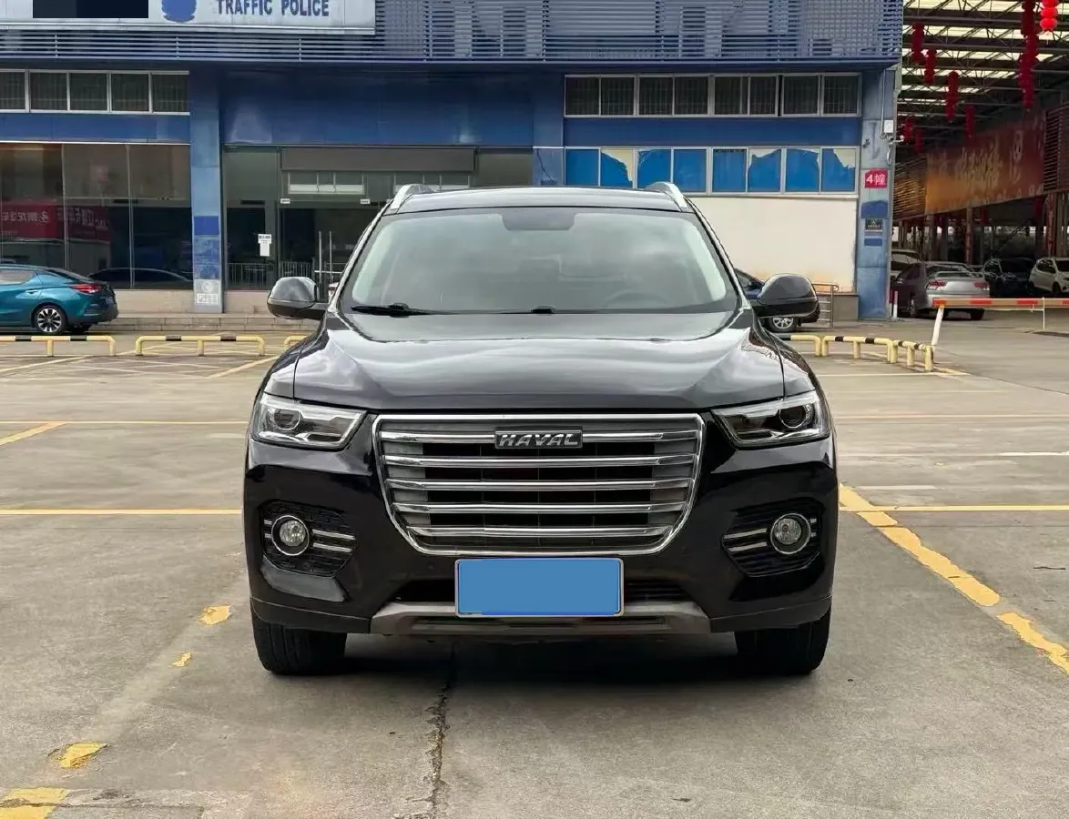 2017 Haval H6 2.0T 197HP L4 7DCT,autocango,china used car exporter,china ev exporter,chinese used car exporter,chinese used ev exporter
