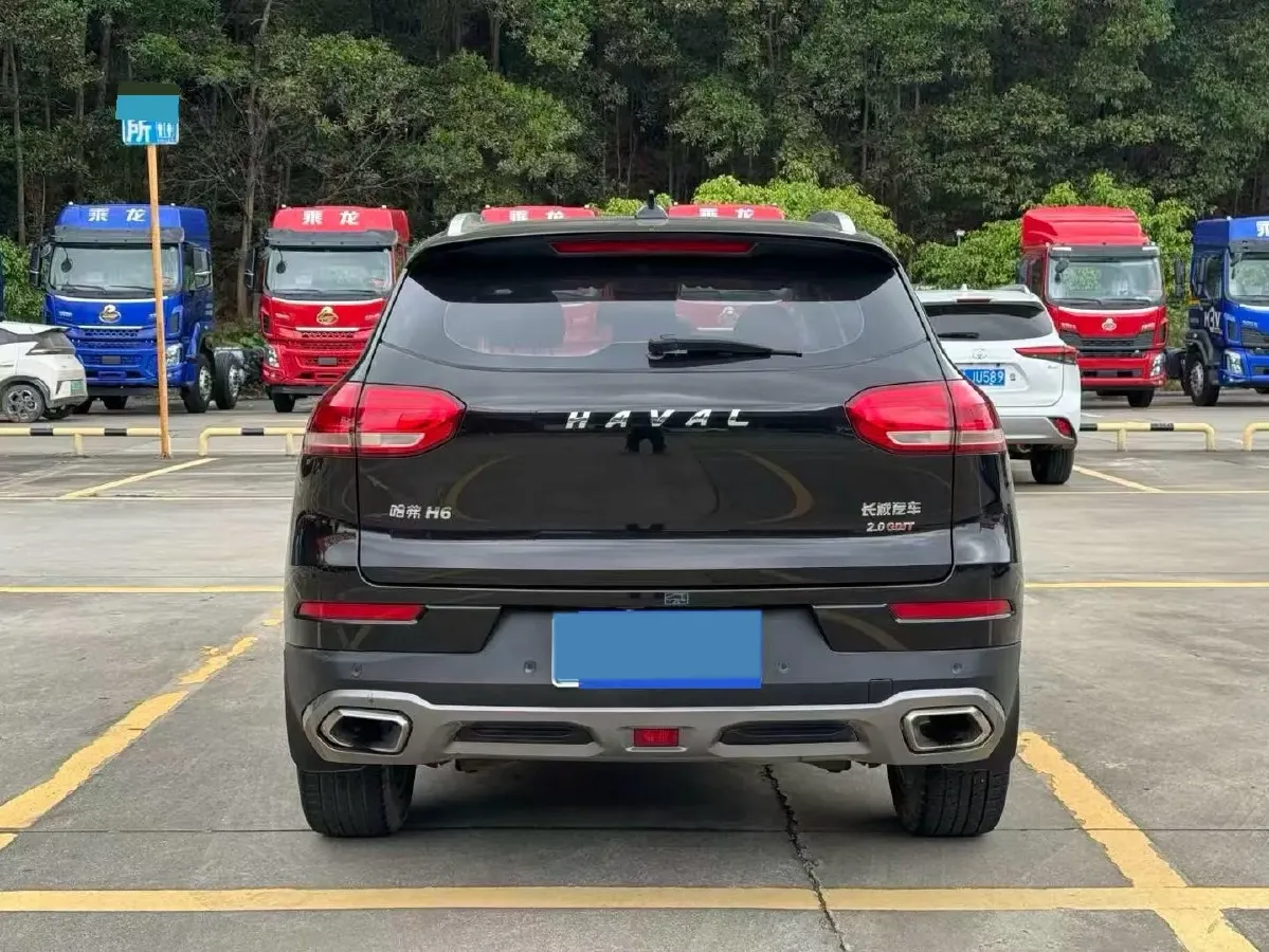 2017 Haval H6 2.0T 197HP L4 7DCT,autocango,china used car exporter,china ev exporter,chinese used car exporter,chinese used ev exporter