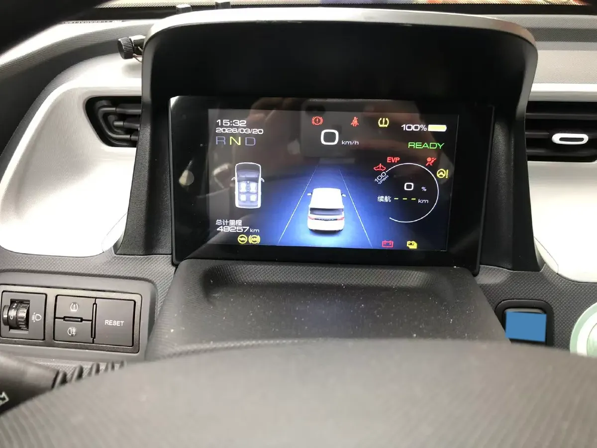 2020 WuLing HongGuang MINI EV BEV 13.8KWH,autocango,china used car exporter,china ev exporter,chinese used car exporter,chinese used ev exporter