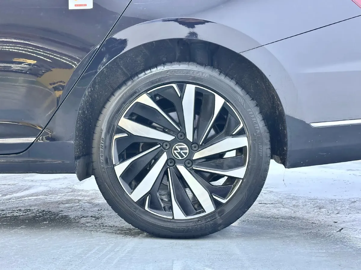 2022 Xpeng P7 BEV 60.2KWH,autocango,china used car exporter,china ev exporter,chinese used car exporter,chinese used ev exporter