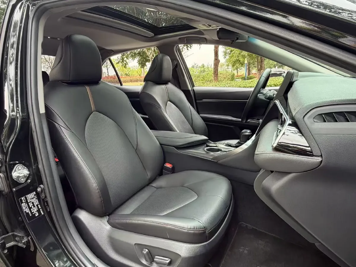 2021 Toyota Camry 2.0L 178HP L4 CVT,autocango,china used car exporter,china ev exporter,chinese used car exporter,chinese used ev exporter