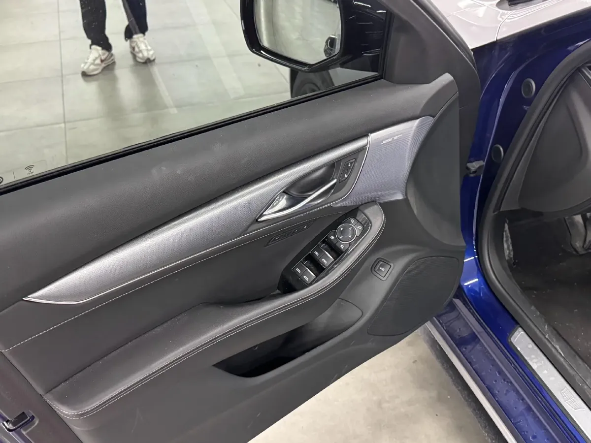 2023 Cadillac CT5 2.0T 237HP L4 10AT,autocango,china used car exporter,china ev exporter,chinese used car exporter,chinese used ev exporter