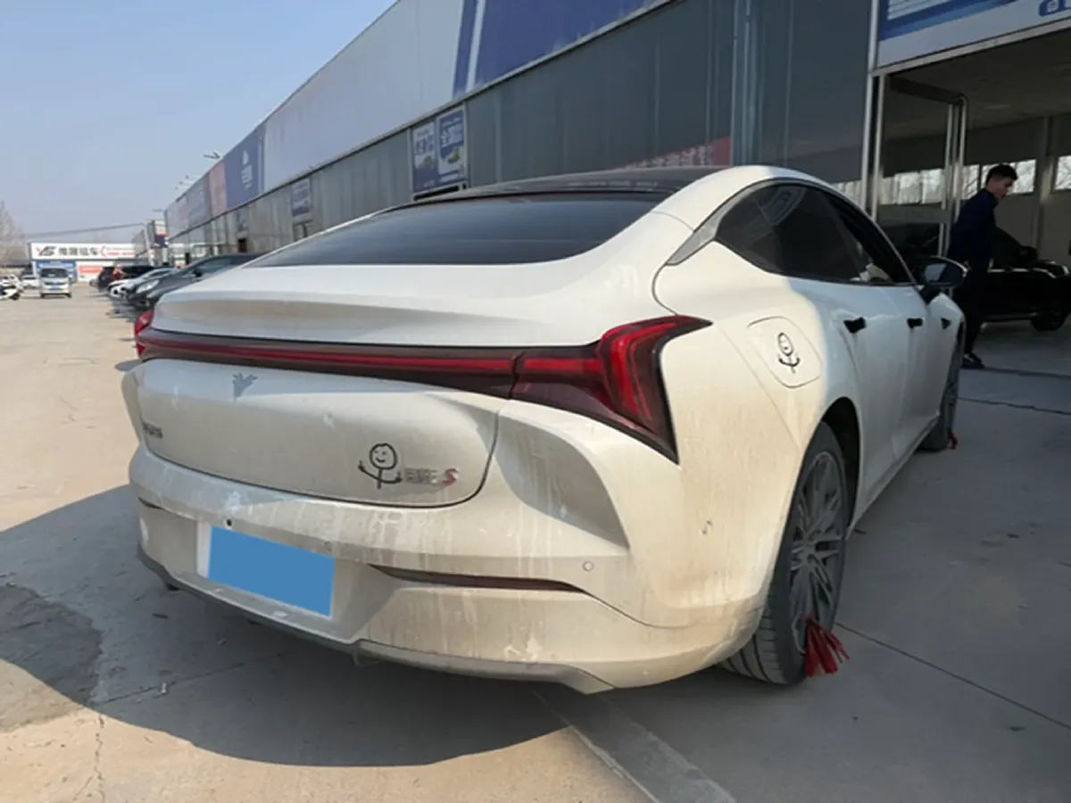 2022 Jeep Grand Commander 2.0T 234HP L4 9AT,autocango,china used car exporter,china ev exporter,chinese used car exporter,chinese used ev exporter