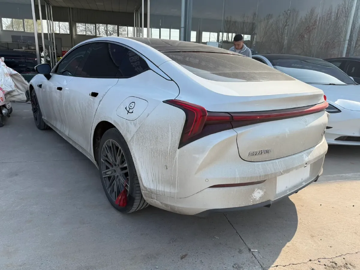 2022 Jeep Grand Commander 2.0T 234HP L4 9AT,autocango,china used car exporter,china ev exporter,chinese used car exporter,chinese used ev exporter