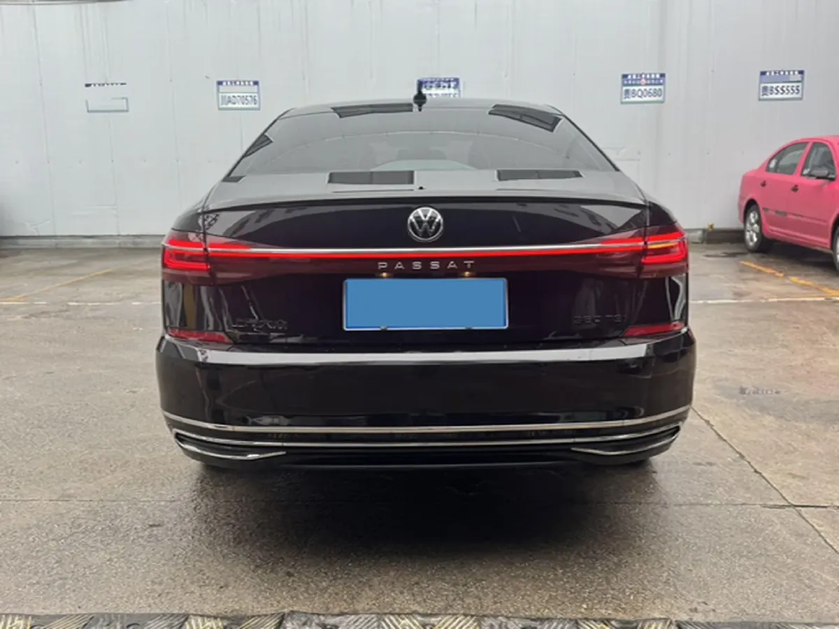 2023 Volkswagen Passat 2.0T 186HP L4 7DCT,autocango,china used car exporter,china ev exporter,chinese used car exporter,chinese used ev exporter