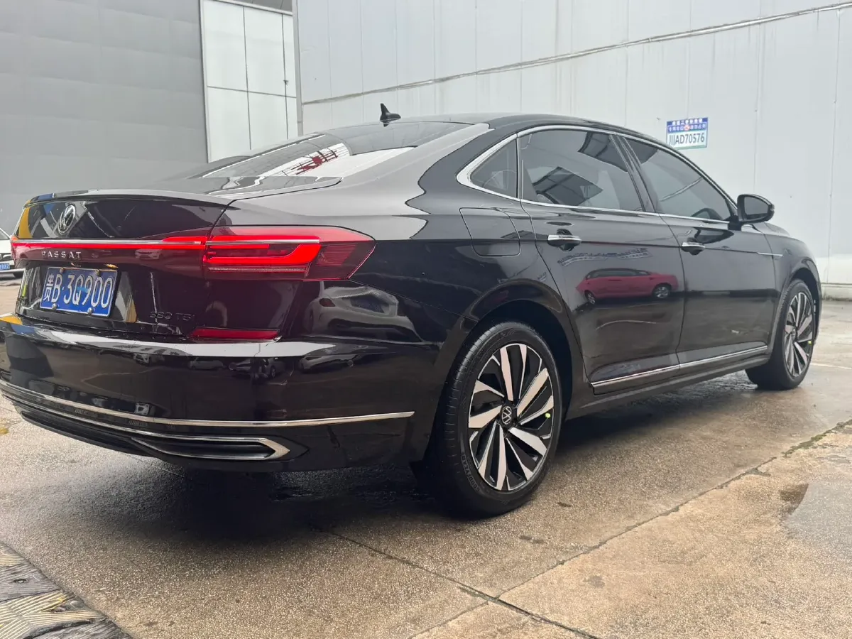 2023 Volkswagen Passat 2.0T 186HP L4 7DCT,autocango,china used car exporter,china ev exporter,chinese used car exporter,chinese used ev exporter