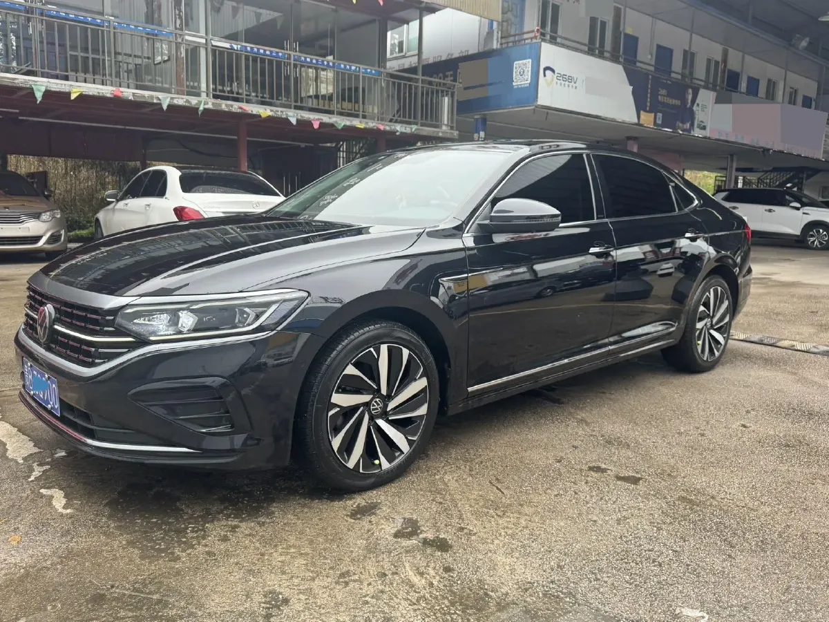 2023 Volkswagen Passat 2.0T 186HP L4 7DCT,autocango,china used car exporter,china ev exporter,chinese used car exporter,chinese used ev exporter