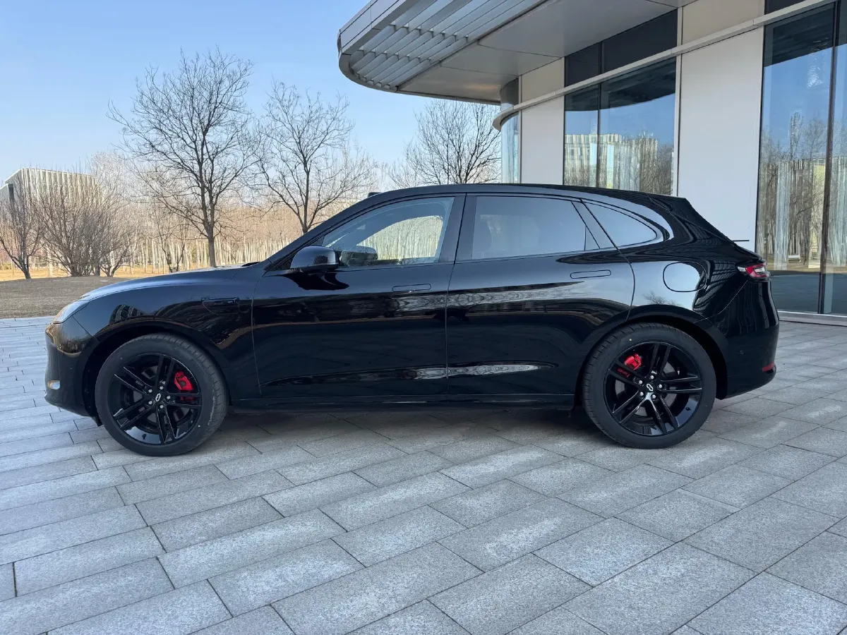 2025 AITO AITO M5 1.5T 152HP L4 REEV 42KWH,autocango,china used car exporter,china ev exporter,chinese used car exporter,chinese used ev exporter